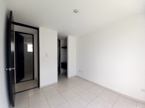 Imagen 11 de 14 de Se Vende Apto Torres De Milano