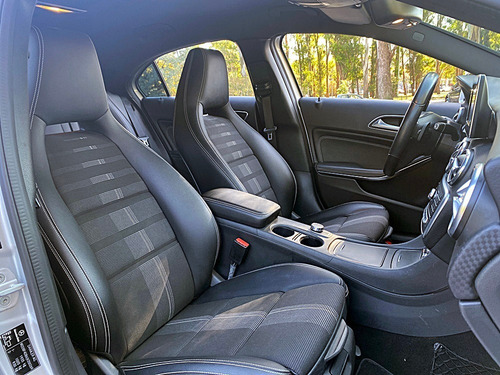 Imagen 12 de 16 de Mercedes Benz A200 Urban At 2018