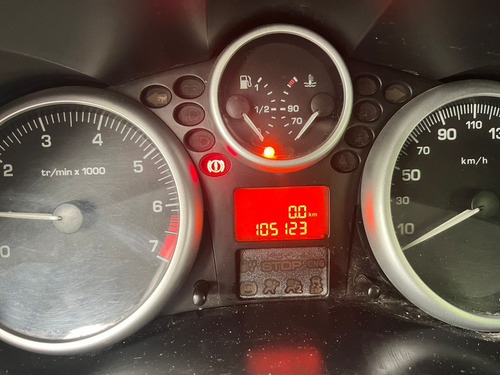 Peugeot 207 XR 1.4 Flex 8V 5p