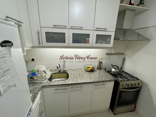 Imagen 13 de 26 de Vendo Apartamento De 1 Dormitorio Y Medio Reciclado En Playa Brava