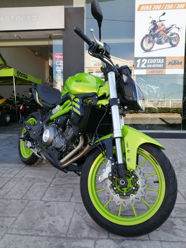 Imagen 2 de 10 de Benelli 302 S Abs
