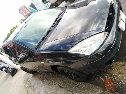 Imagem 4 de 14 de Sucata Ford Focus 1.6 8v Gasolina Manual Ano 2005