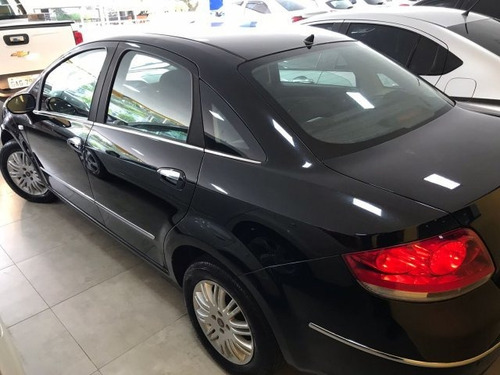 Imagem 8 de 8 de Linea 1.8 Essence 16v Flex 4p Manual