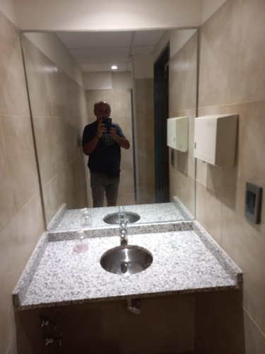 Local En Venta - 1 Depósito 3 Oficinas 2 Baños - 196mts2 - San Telmo