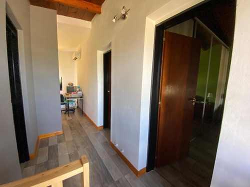 Casa En Venta De 3 Dormitorios Con Pileta En Roldan - Acequias Del Aire