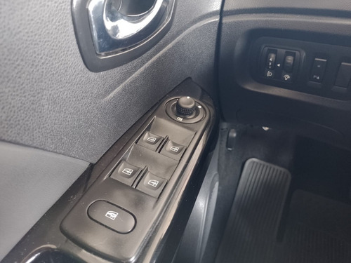 Imagem 11 de 15 de Renault Captur Intense 1.6 16v Flex Aut