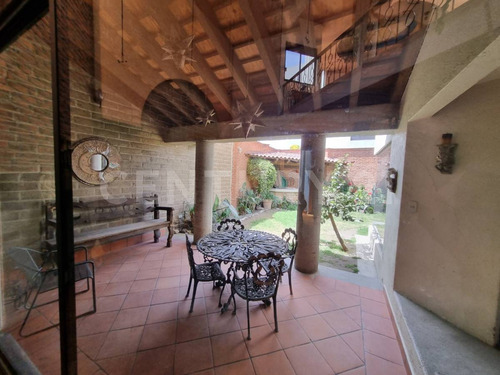 Casa En Venta Estilo Mexicano En Campestre Morillotla! A Un Min De Periférico!