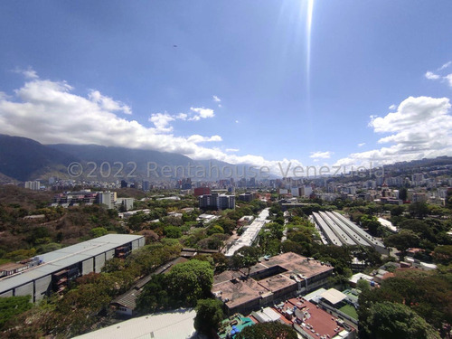 Espectacular Ph En Imponente Residencia En Las Acacias. Vista Al Avila Y Al Este De La Ciudad. Gf