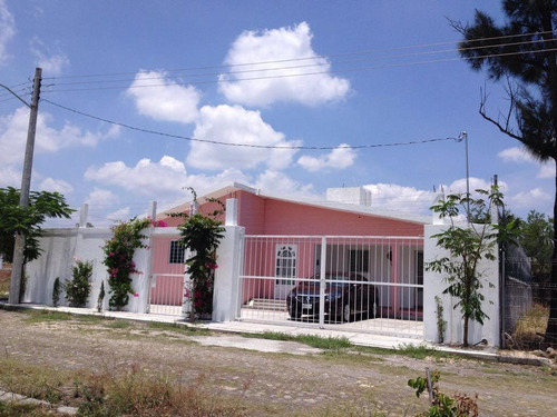 Imagen 1 de 14 de Casa De Una Sola Planta Venta En Paraíso Tlahuica, Morelos