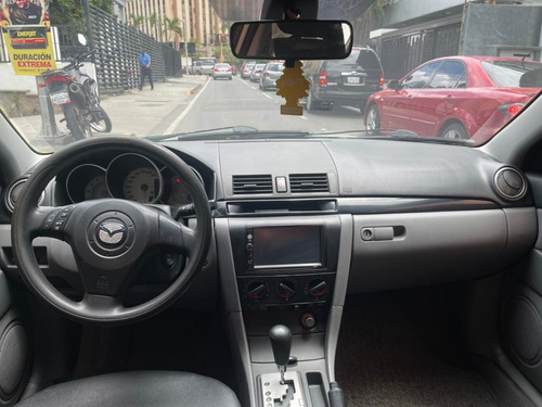 Imagen 10 de 14 de Mazda 3 2008