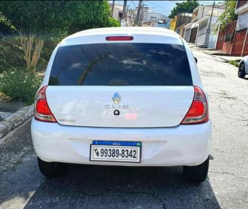 Imagem 5 de 15 de Renault Clio 2014 1.0 16v Authentique Hi-power 3p