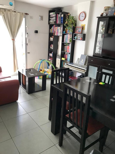 Imagen 7 de 12 de Permuta - Departamento De 2 Ambientes En Venta - Moron Centro