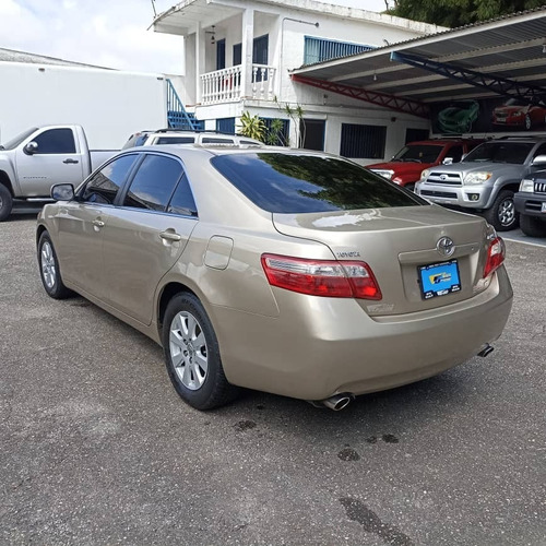 Imagen 2 de 12 de Toyota Camry V6 Automatico 2008