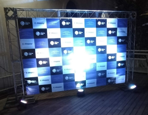 Locação Aluguel De Backdrop Boxtruss Q15 Med. 2,15x3 Metros