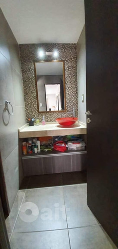 Imagen 20 de 24 de Venta Casa 4 Dormitorios San Isidro Villa Allende Con Pileta