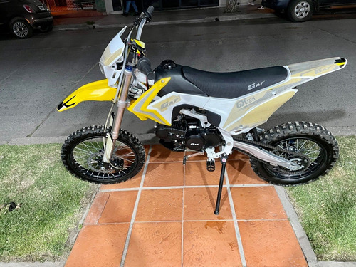 Imagen 4 de 12 de Moto Gaf Gx 125