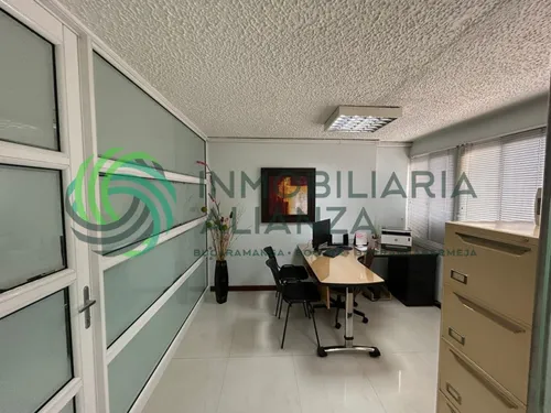 Oficina En Venta En Bolivar. Cod V61474