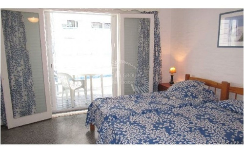 Playa Brava, 2 Ambientes, Balcon Con Vista.-ref:1551