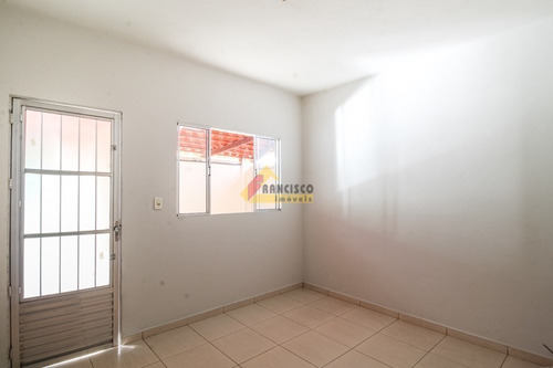 Imagem 2 de 16 de Casa Residencial Santa Lúcia - 45642