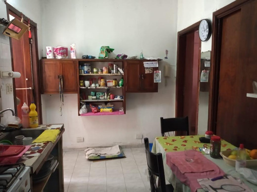Imagen 17 de 18 de Casa Con Deptos. - Villa Sarmiento