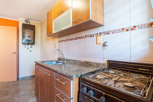 Venta. Dos Ambientes Con Balcon Y Lavadero. Villa Crespo