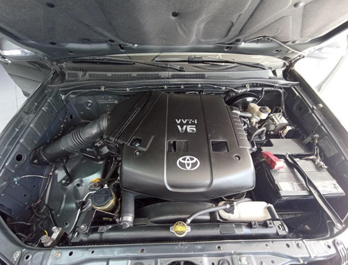 Imagen 11 de 11 de Toyota Fortuner 2014