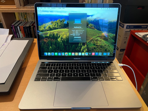 Macbook Pro A1989 (2018) Gris Espacial 13.3 , Intel Core I5