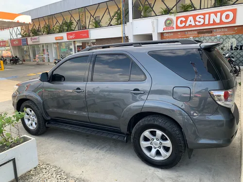 Toyota Fortuner 2.7l 4x2