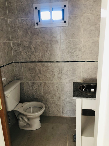 Casa En Venta Ubicado En Adrogué, Almirante Brown, G.b.a. Zona Sur