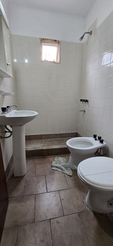 Departamento En Alquiler En Monte Grande, Esteban Echeverría, G.b.a. Zona Sur