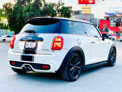 Imagen 6 de 14 de Mini Cooper S 2018 2.0 Salt Mt