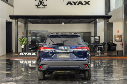 Toyota Corolla Cross XEI HYBRID