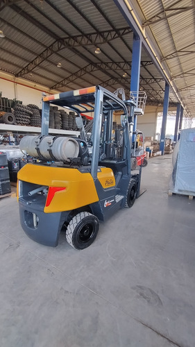Empilhadeira Liugong 3ton. Glp Torre Triplex De 5 Metros Top