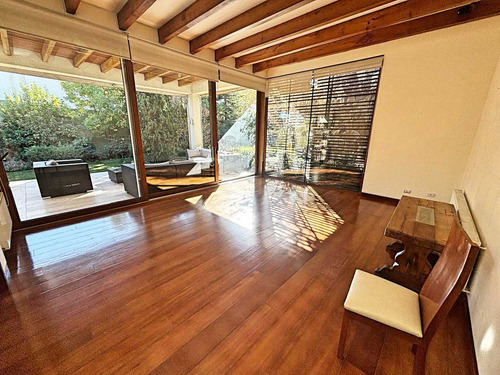 Lo Barnechea // Hermosa Casa En Condominio (101550)