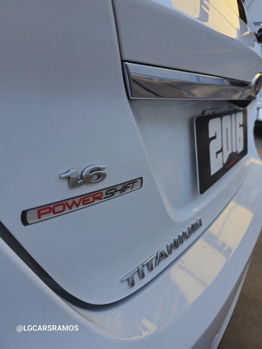 Ford Fiesta Kinetic 1.6 Titanium Powershift 120cv