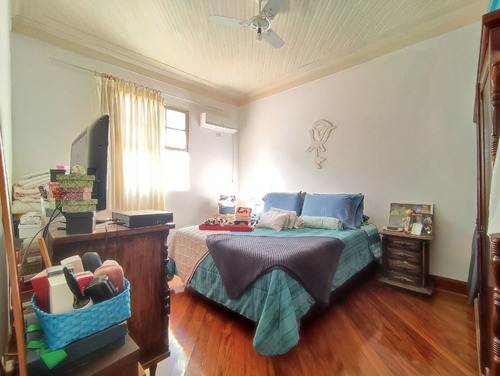 Imagem 16 de 30 de Sobrado Com 3 Dormitórios À Venda, 133 M² Por R$ 800.000,00 - Vila Matias - Santos/sp - So0055