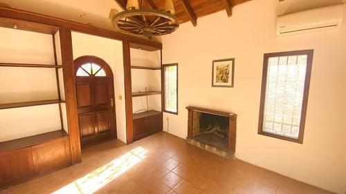 Imagen 3 de 30 de Venta Casa 3 Dormitorios Jardin Fondo Parrillero - El Pinar Sur