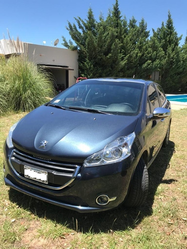 Peugeot 208 Allure 1.6 + Nav - Año 2015 - 73.500km