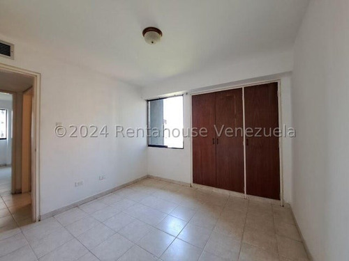Apartamento Cómodo Y Amplio De 174,88 M2 En Zona Norte De Valencia 25-1807