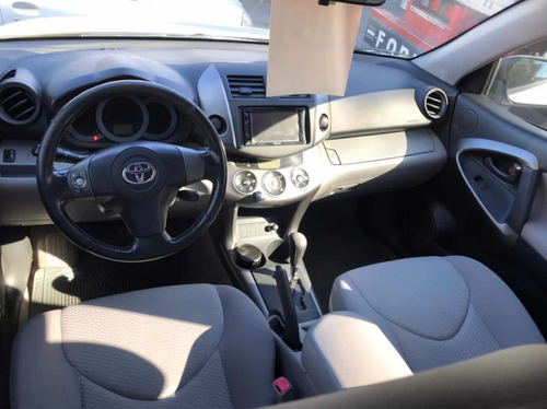 Toyota Rav4 2.4 4x2 At 2010