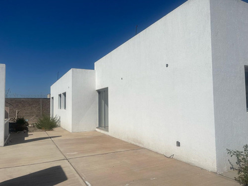 Casa En Venta En Cortaderas 3 A Estrenar