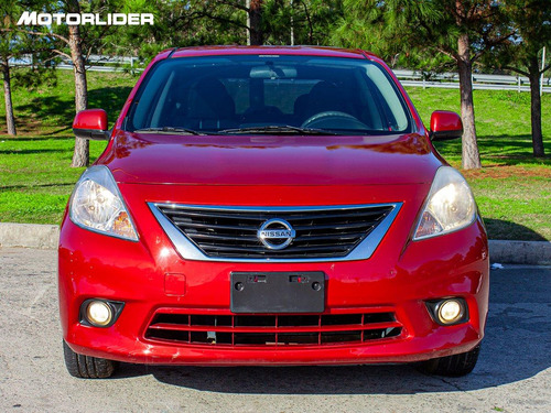 Imagen 8 de 25 de Nissan Versa 1.6 Automático Extra Full | Permuta / Financia