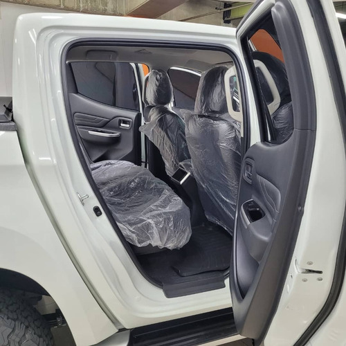 Imagen 8 de 9 de Mitsubishi L200 2021