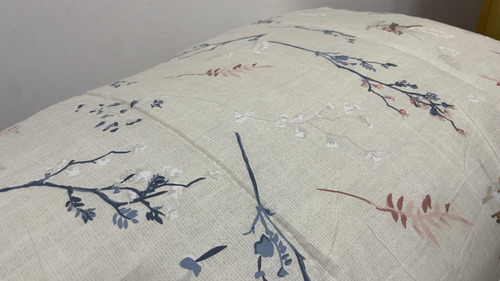 Acolchado Reversible 2 1/2 Plazas Queen 220 X 240 Cm Color Beige Diseño De La Tela Floreado