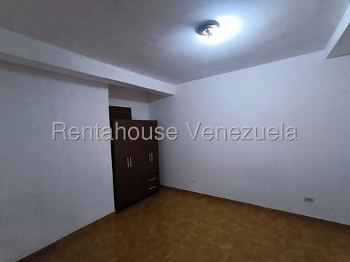 Alquiler - Anexo Residencial - La Trinidad Mls: 25-9673 S.m.