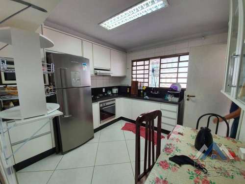 Imagem 3 de 30 de Sobrado Com 4 Dormitórios À Venda, 318 M² Por R$ 700.000,00 - Jardim Dos Alpes I - Londrina/pr - So0121