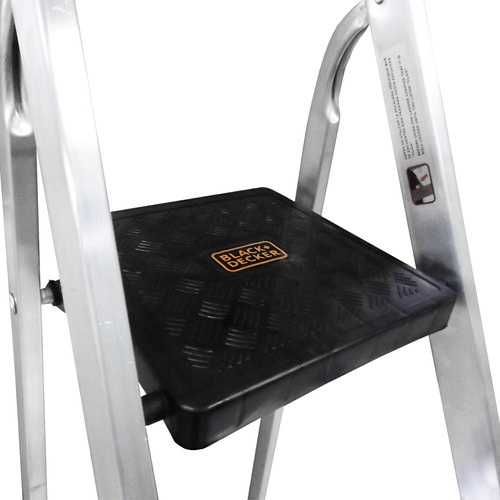 Imagen 3 de 9 de Escalera Reforzada Aluminio Black And Decker - 4 Escalones - 150 Kg