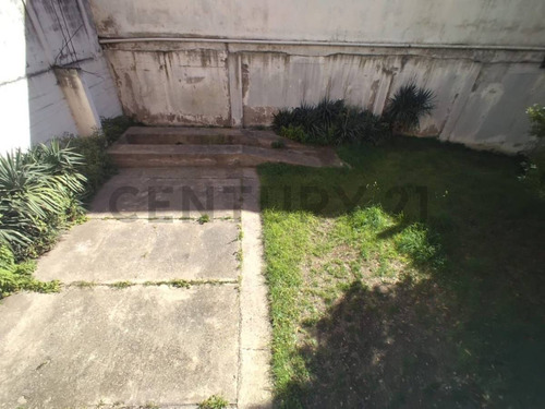 Venta De Edificio De Cochera