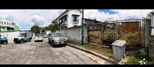 Venta De Terreno En Colinas De Bello Monte. Rl