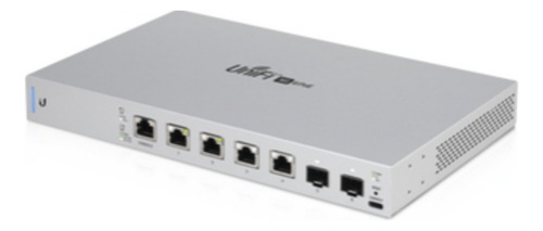 Switch Unifi 7 Puertos (1 X Consola, 4 X Poe++ 802.3bt Y 2